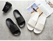Load image into Gallery viewer, Summer Home Men Slippers
